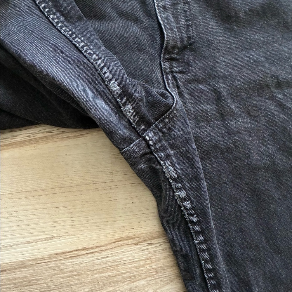 Levi’s High Waist Women's Black Straight Leg Jeans - Picture 7 of 12